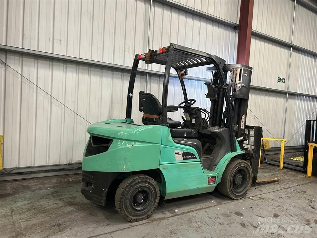 Mitsubishi FD30NT Diesel heftrucks