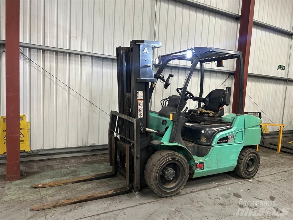 Mitsubishi FD30NT Diesel heftrucks