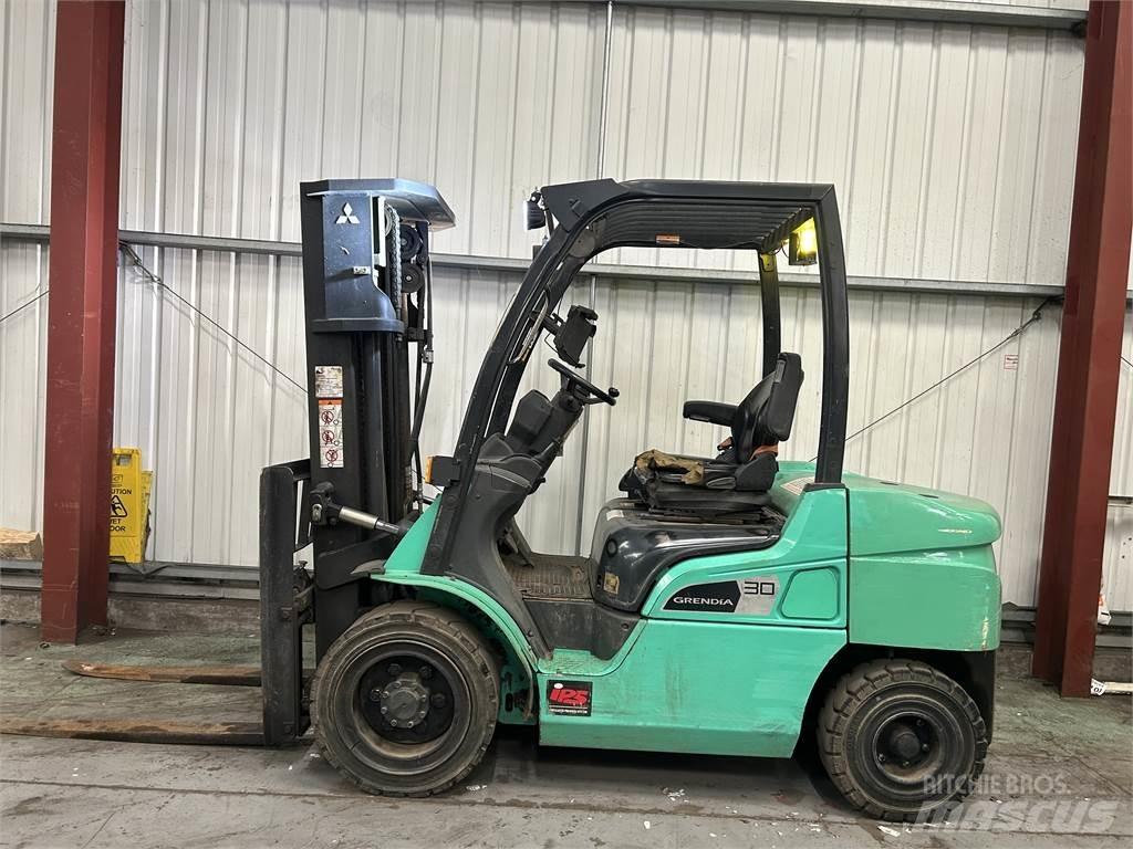 Mitsubishi FD30NT Diesel heftrucks