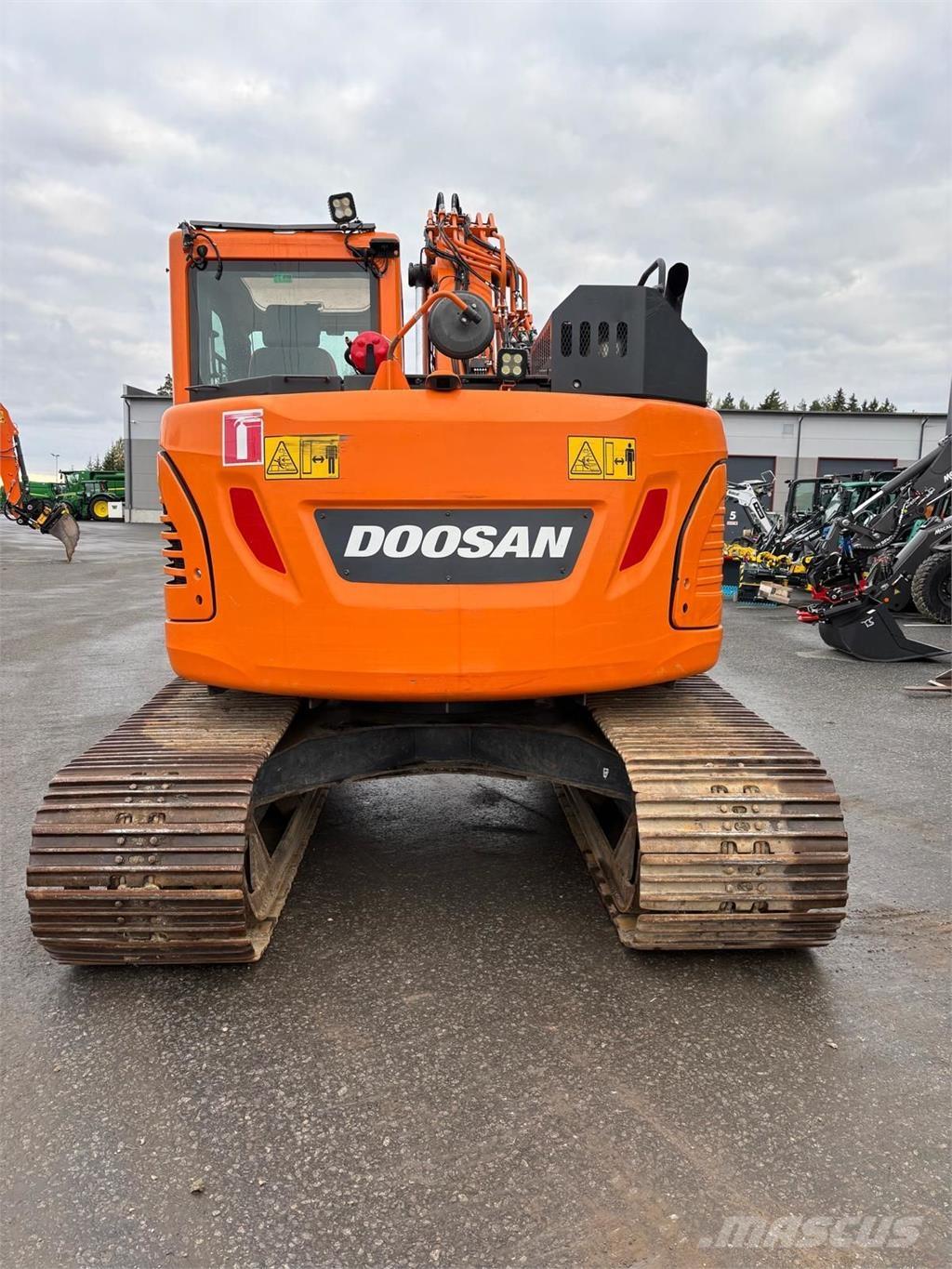 Doosan DX140LCR-5 Raupenbagger