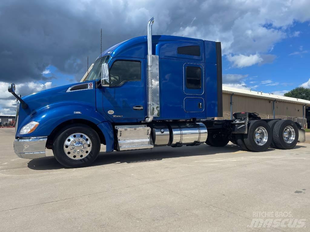 Kenworth T 680 Sattelzugmaschinen