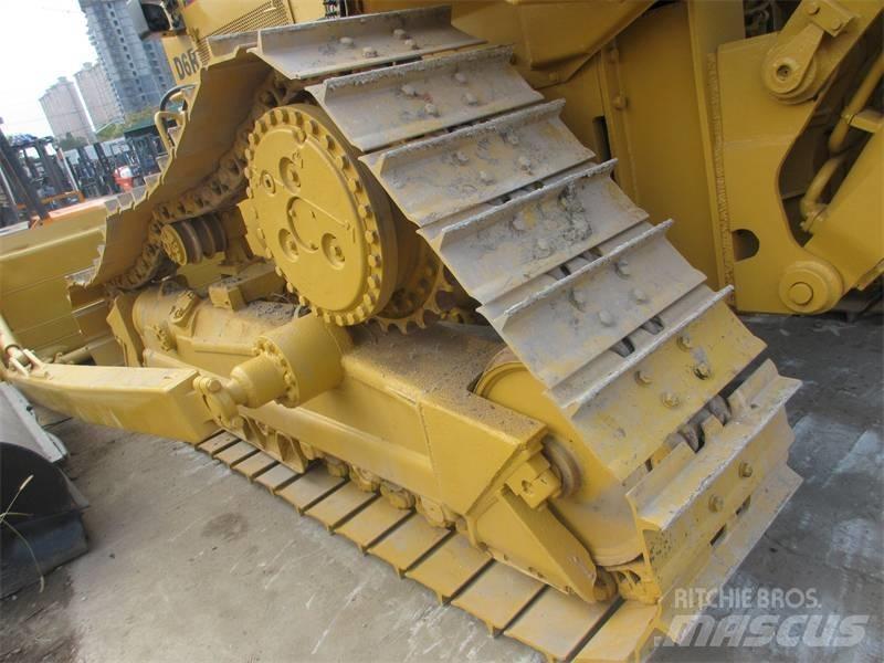 CAT D 6 R Grader