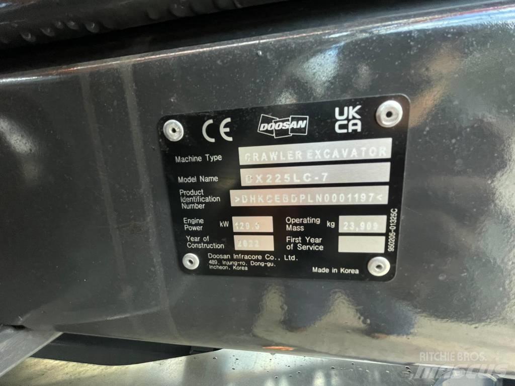 Doosan DX225LC-7 Raupenbagger