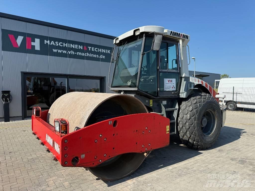 Ammann ASC 110 Walzenzüge