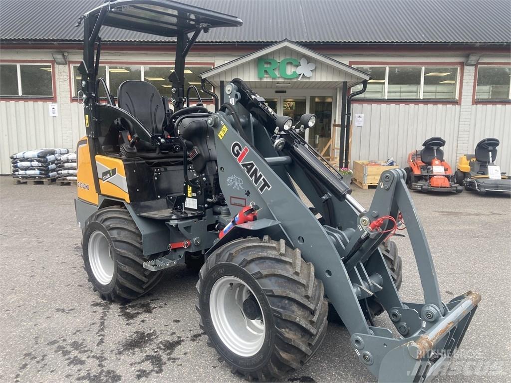 GiANT G2300HD Multifunktionslader