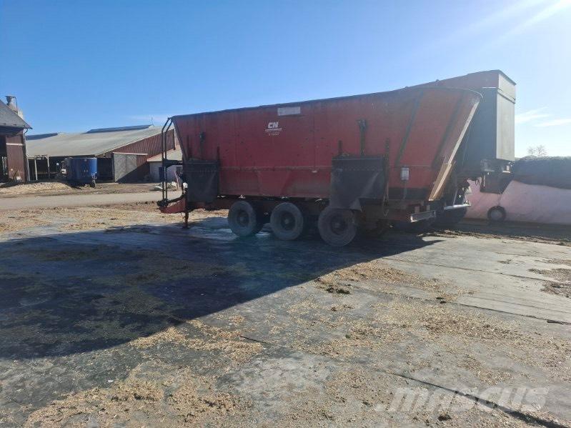 JF FEEDER VM 38 Fütterungsautomaten