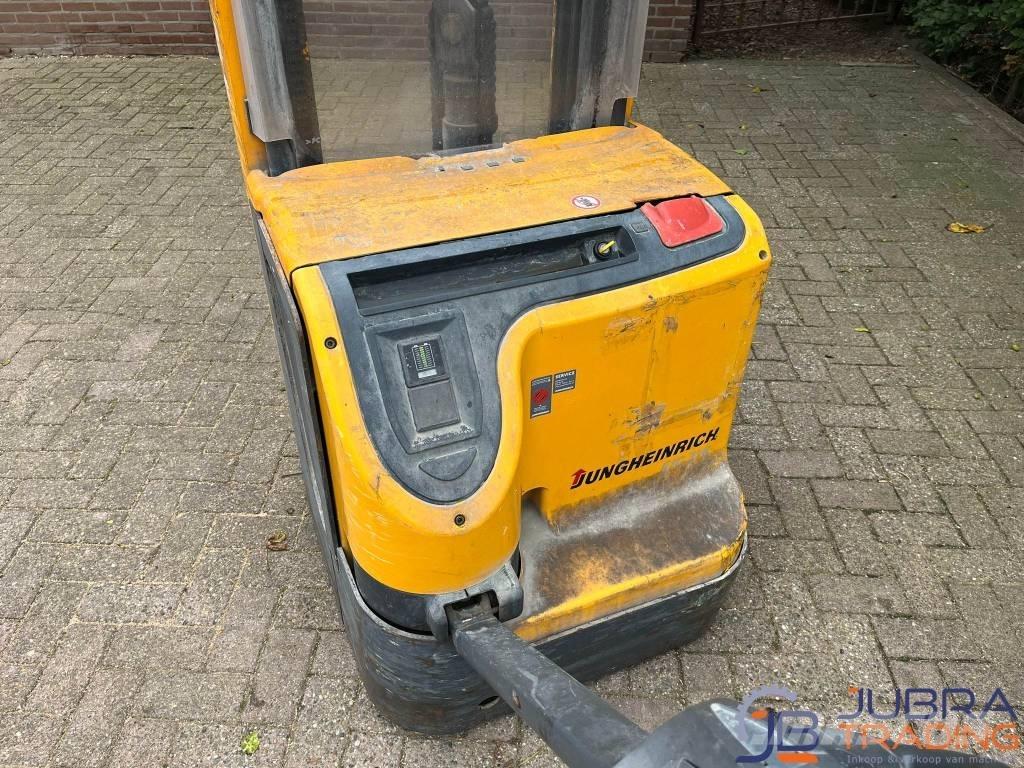 Jungheinrich EJC216 Deichselstapler