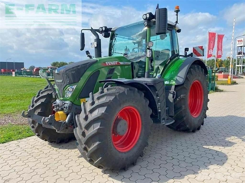 Fendt 724 profi+ Traktoren