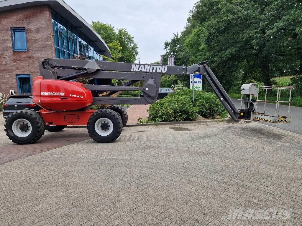 Manitou 200 ATJ Gelenkteleskoparbeitsbühnen