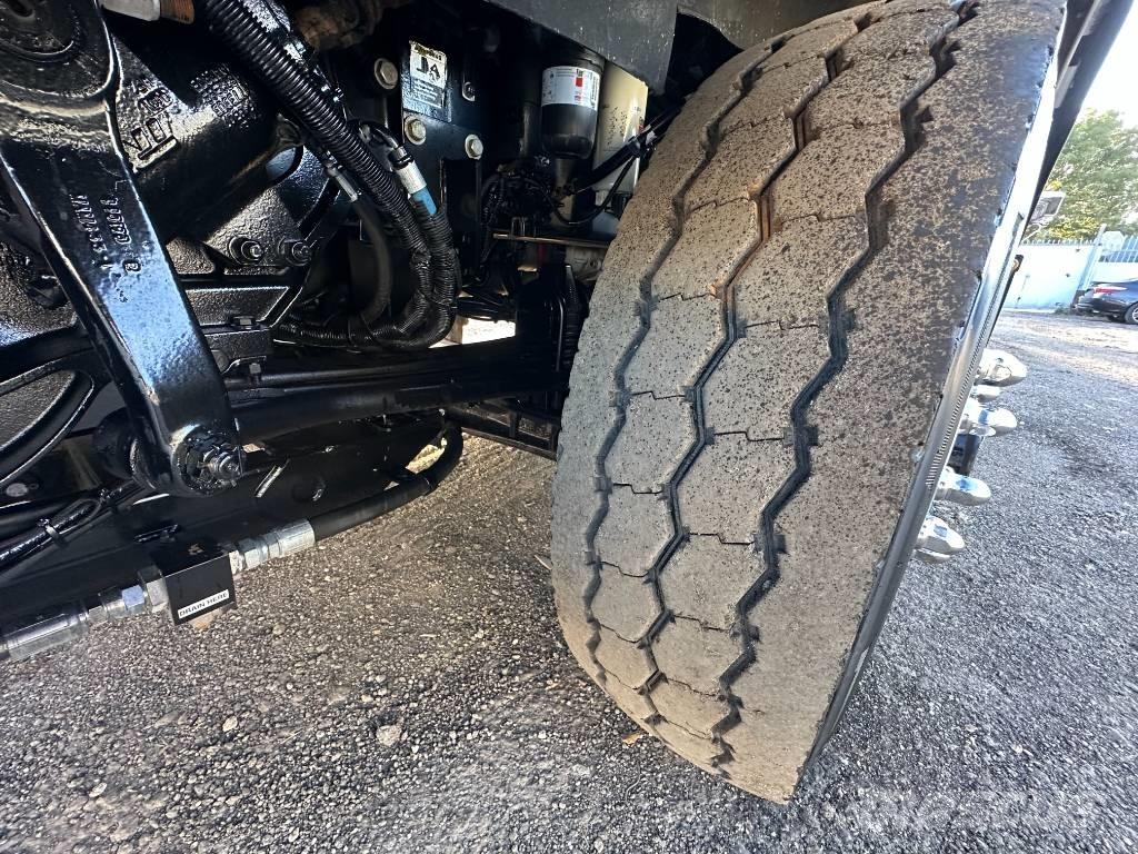 Kenworth T4 Saug- und Druckwagen