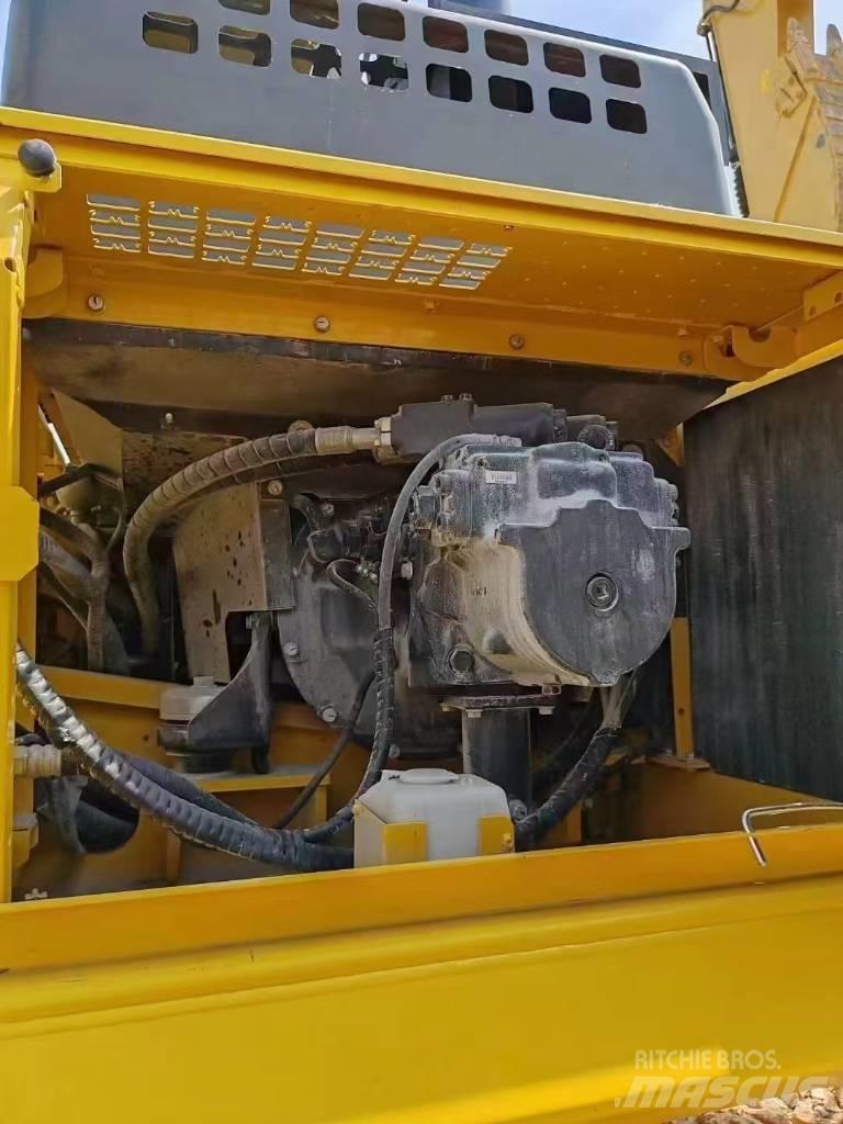 Komatsu 450LC-8 Raupenbagger