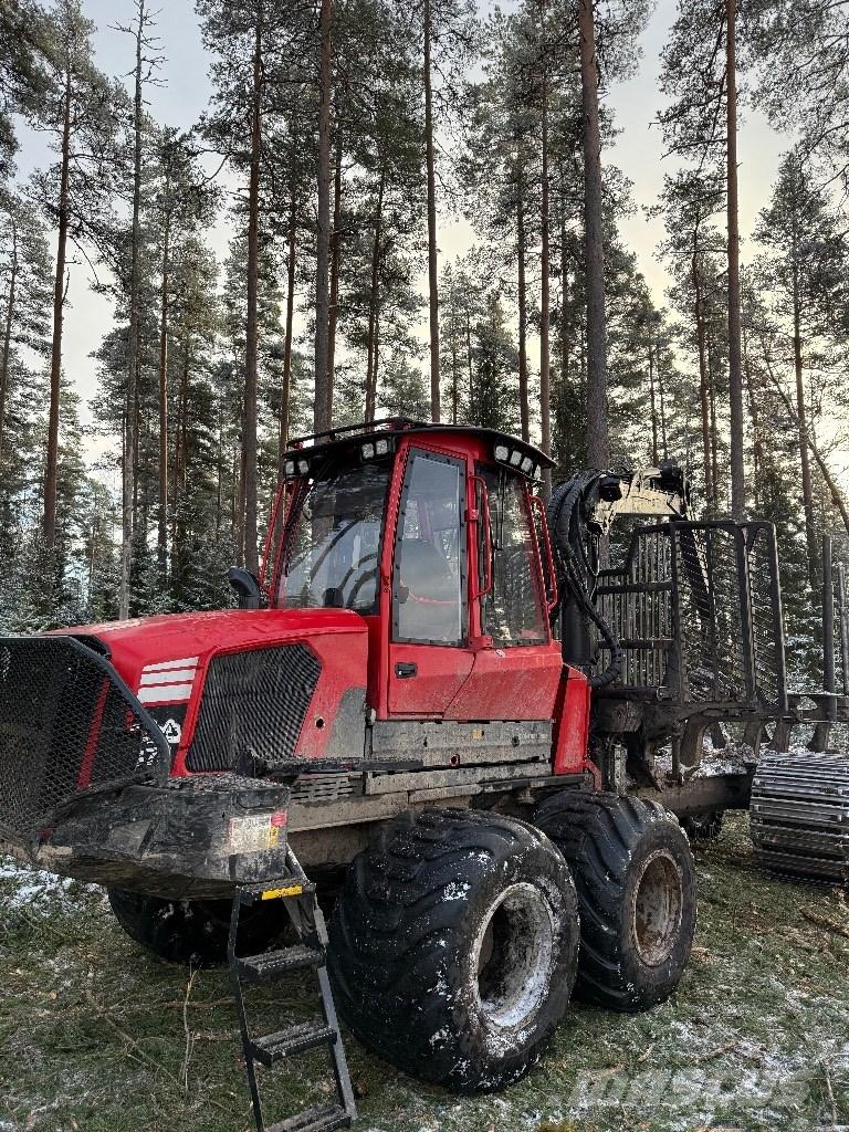Komatsu 875 Forwarder