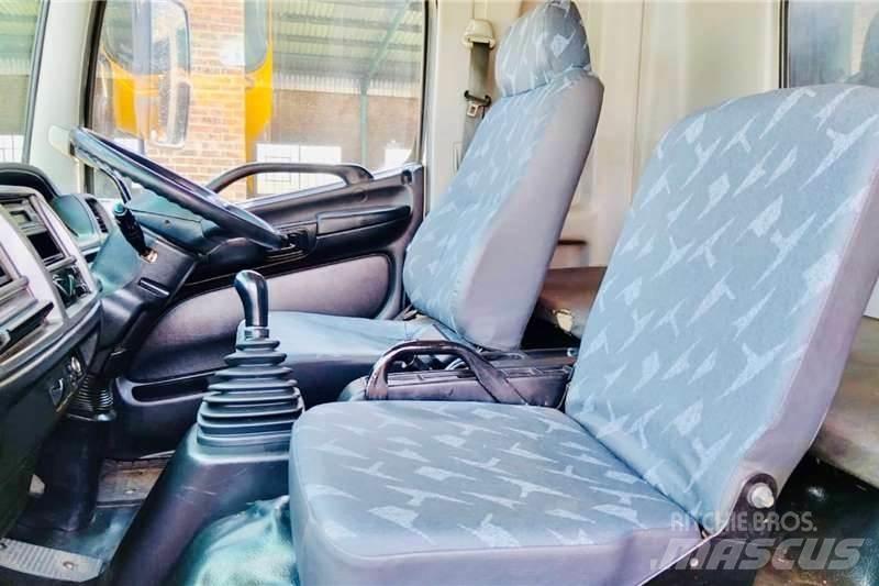 Hino 500 1627 Andere Fahrzeuge