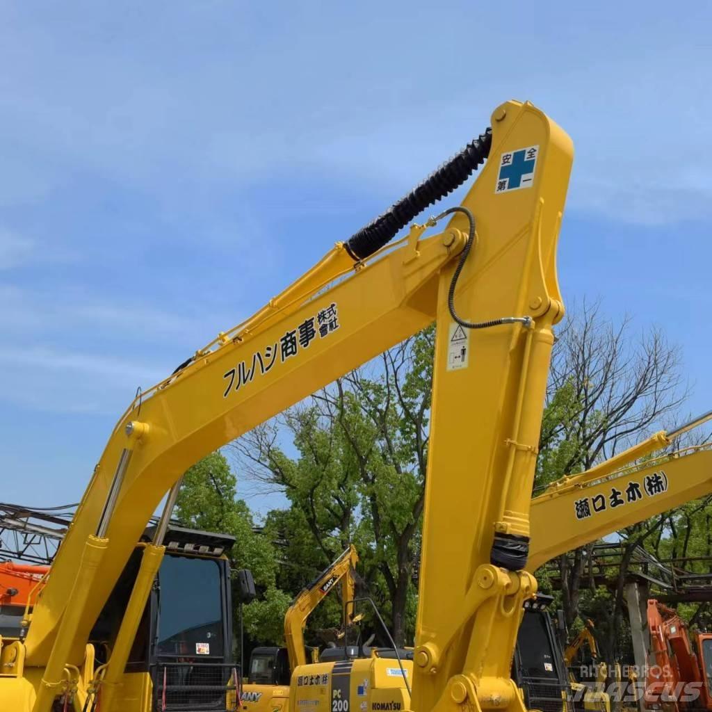 Komatsu PC 220-8 Raupenbagger