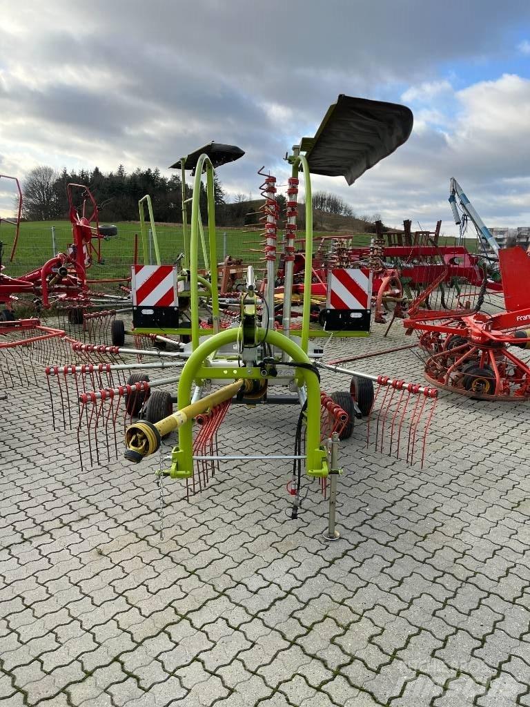 CLAAS Liner 450 Kreiselheuer/-wender