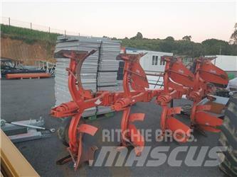 Kuhn 375E Konventionelle Pflüge
