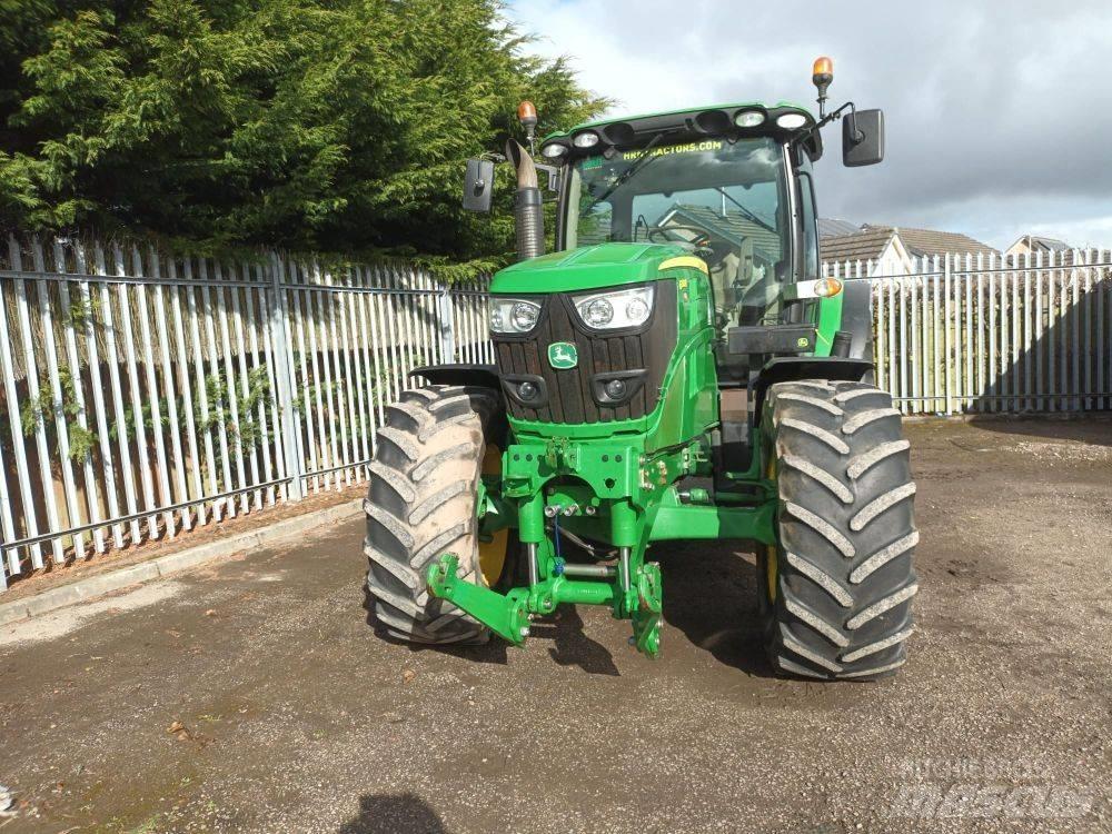 John Deere 6130 R Traktoren