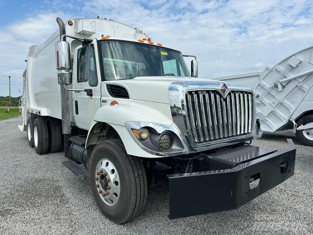 International 7400 Müllwagen