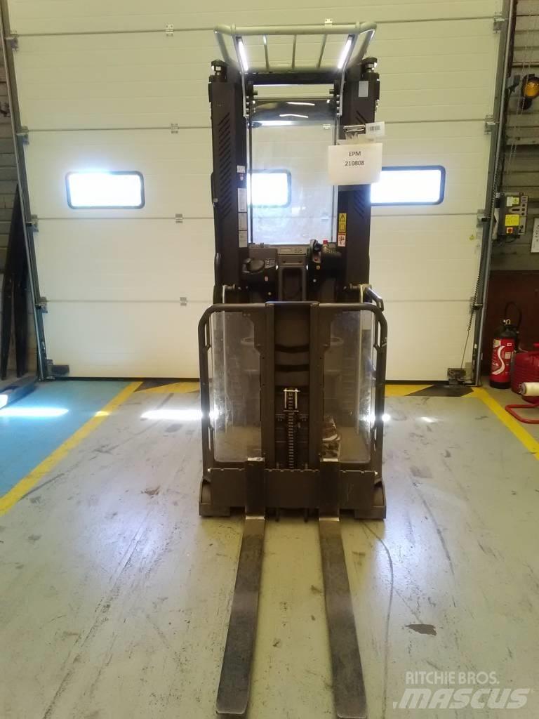 UniCarriers EPM Mittelhub-Kommissionierer