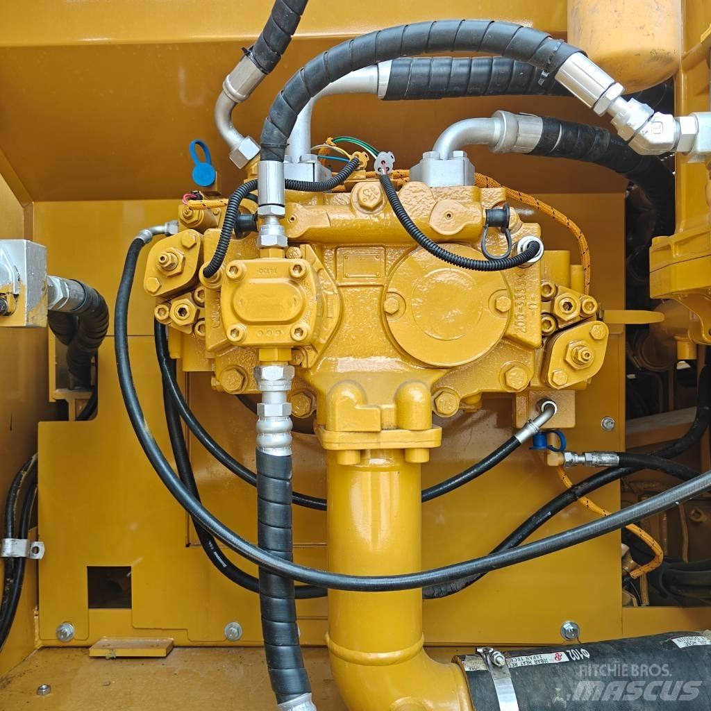 CAT 325 D L Raupenbagger