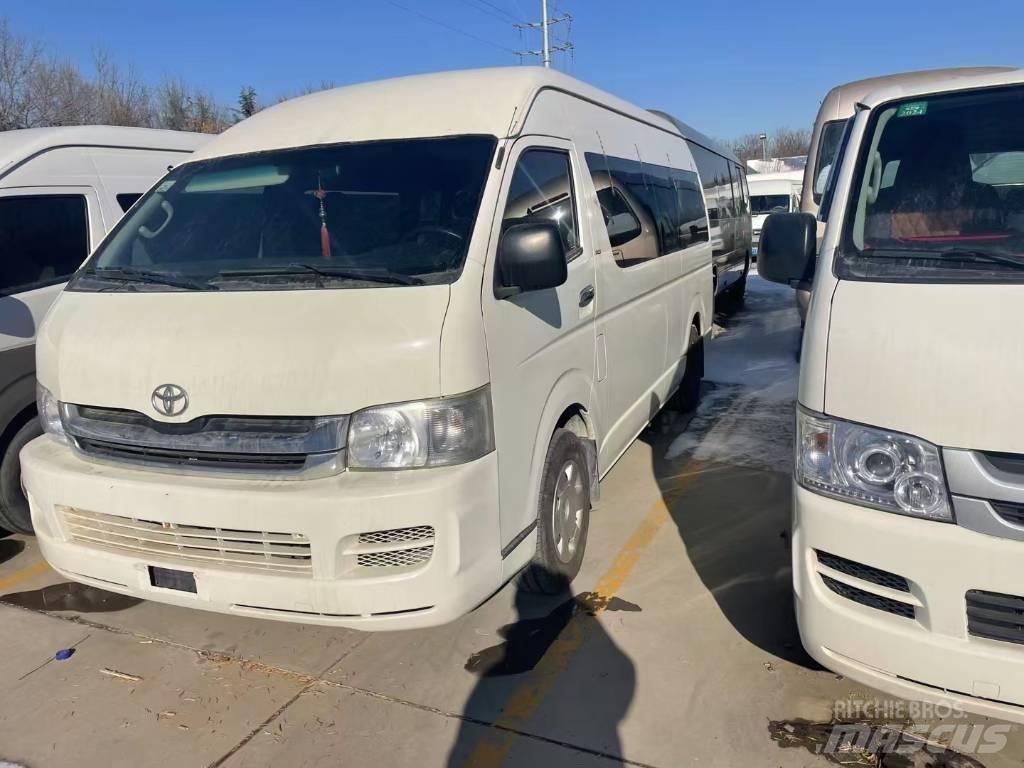 Toyota Hiace Überlandbusse