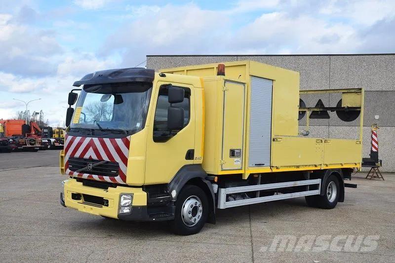 Volvo FL 250 Pritschenwagen/Pritschenwagen mit Seitenklappe