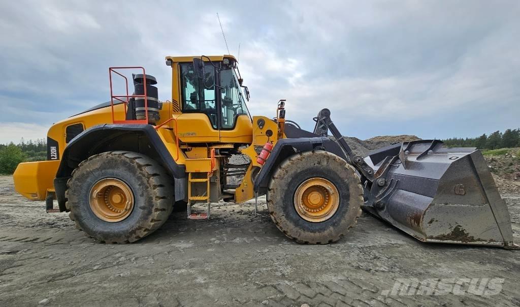 Volvo L 220 H Radlader