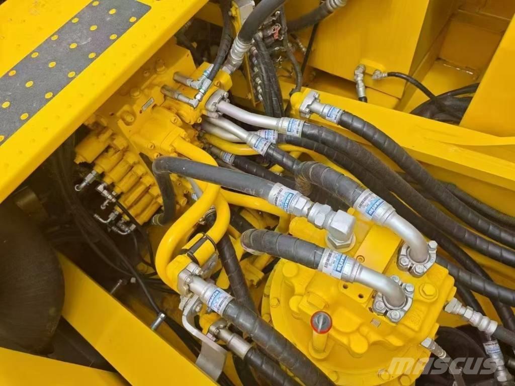 Komatsu 360-8 Raupenbagger