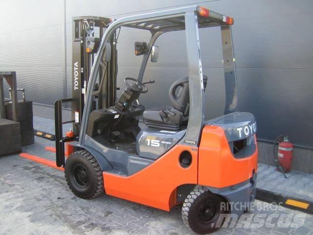 TOYOTA 028FGF15 LPG heftrucks