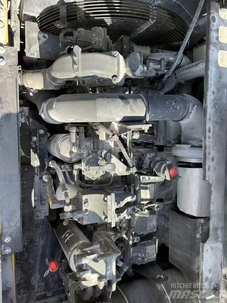 Komatsu 450LC-8 Raupenbagger