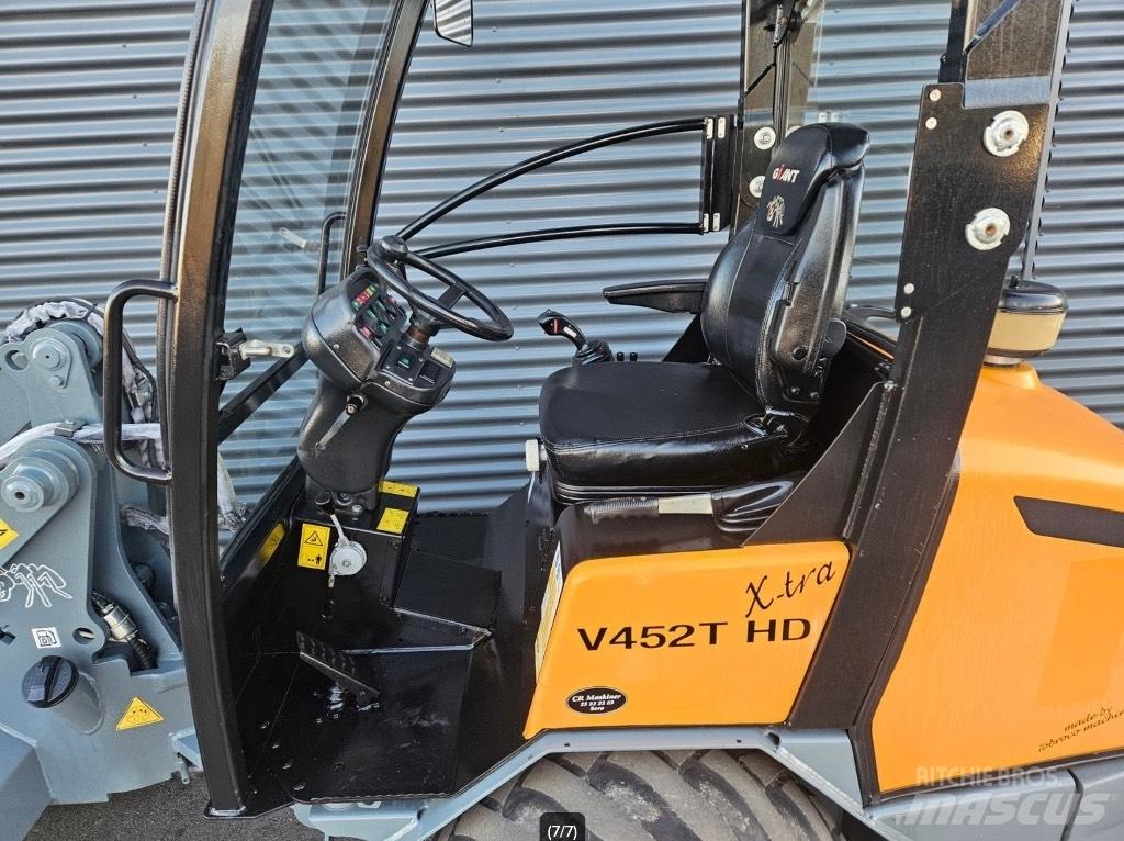 GiANT v452t hd x-tra Minilader
