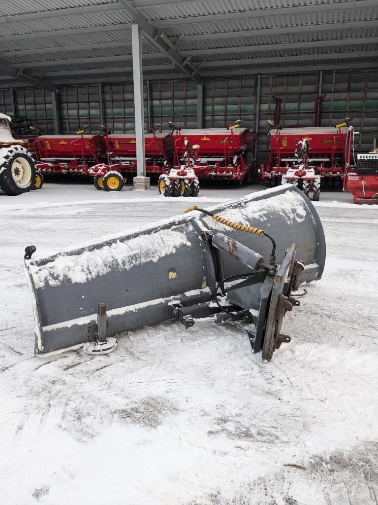 Stark AL3200 EURO Schneeschilde und -pflüge