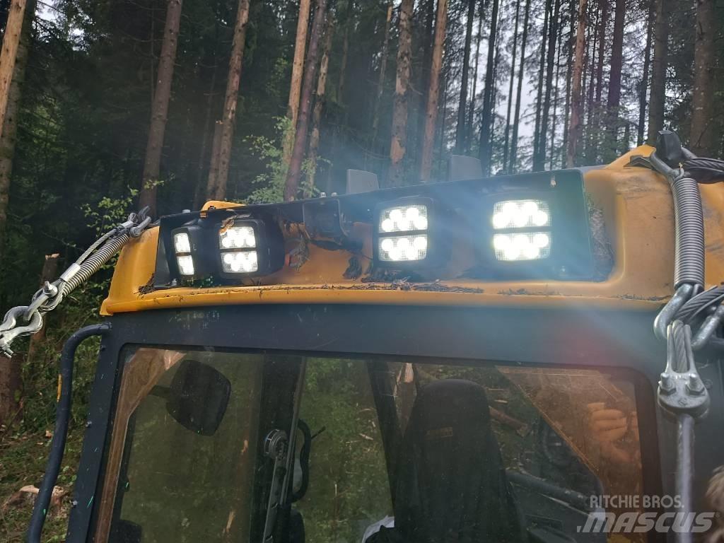 Ponsse Ergo 8W Harvester