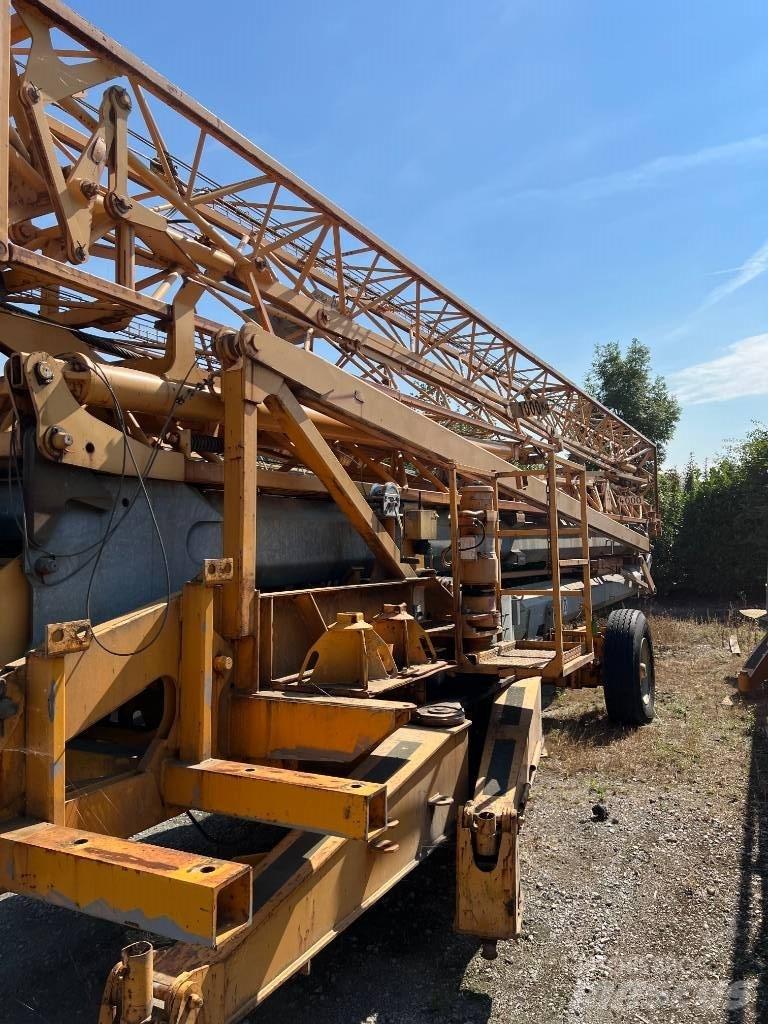 Potain HDM40A Selbstaufrichtende Krane