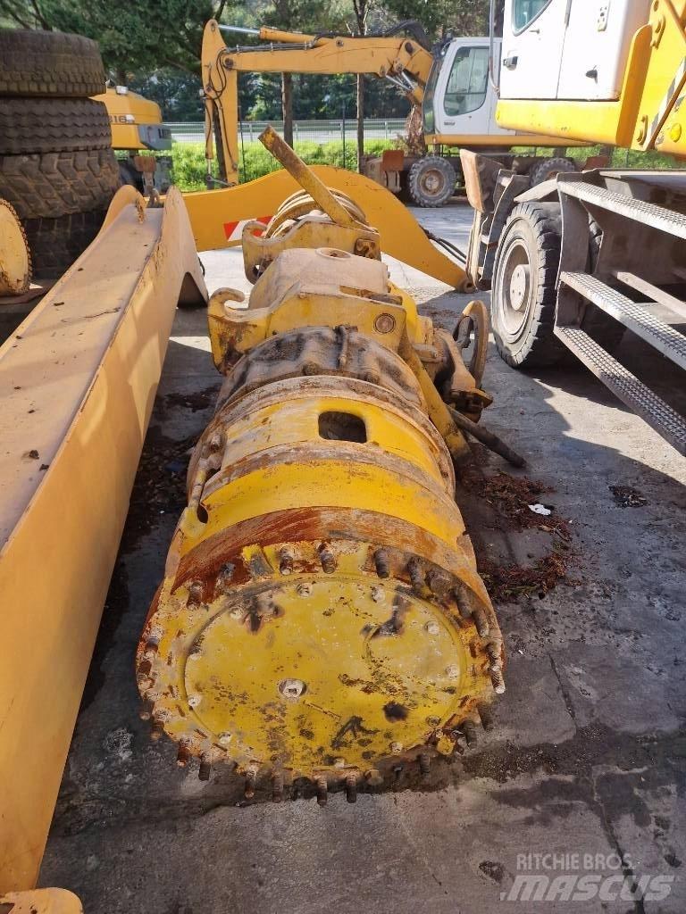 Komatsu KWA 055HD-4 LKW-Achsen