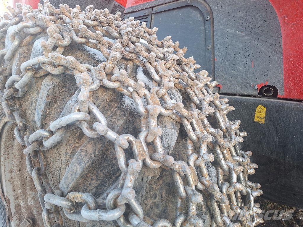 Komatsu 951 Harvester