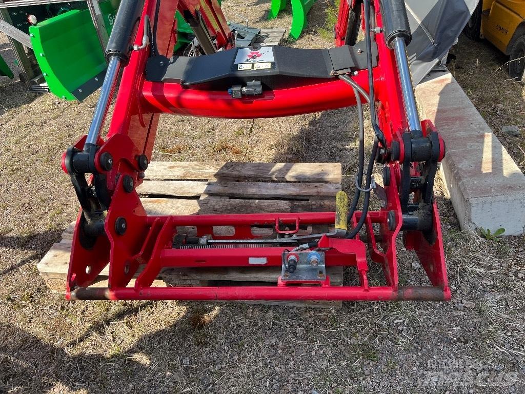 Massey Ferguson 945 Hoflader