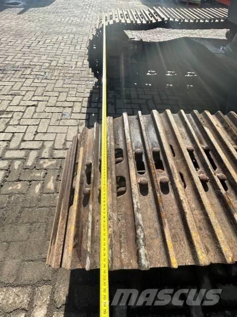 Hitachi ZX 130 Raupenbagger