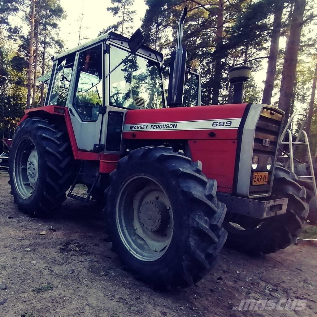 Massey Ferguson 699 Traktoren