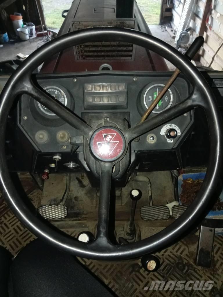 Massey Ferguson 699 Traktoren