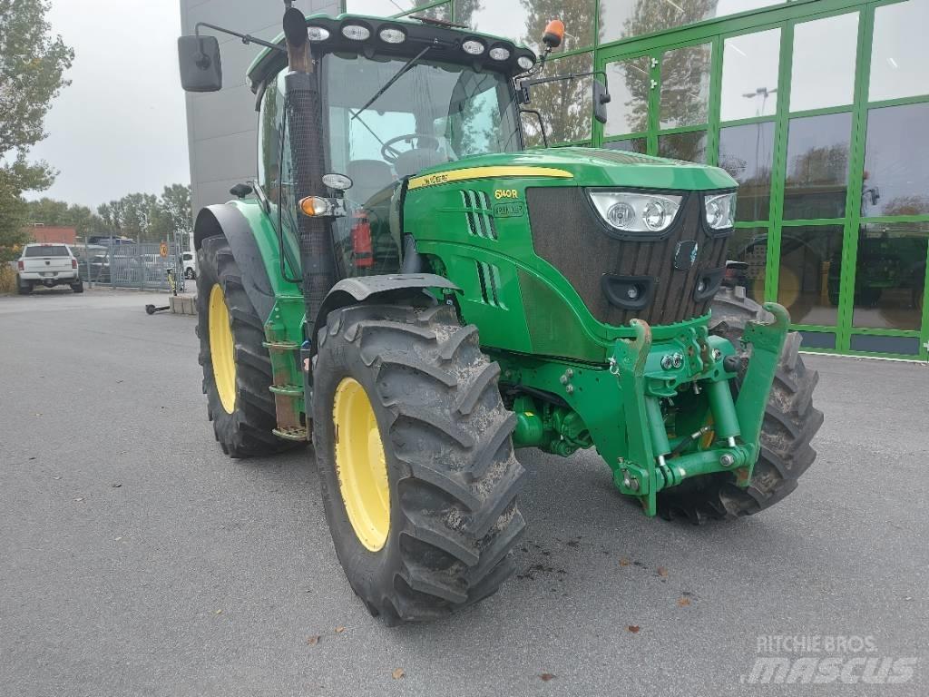 John Deere 6140 R Traktoren