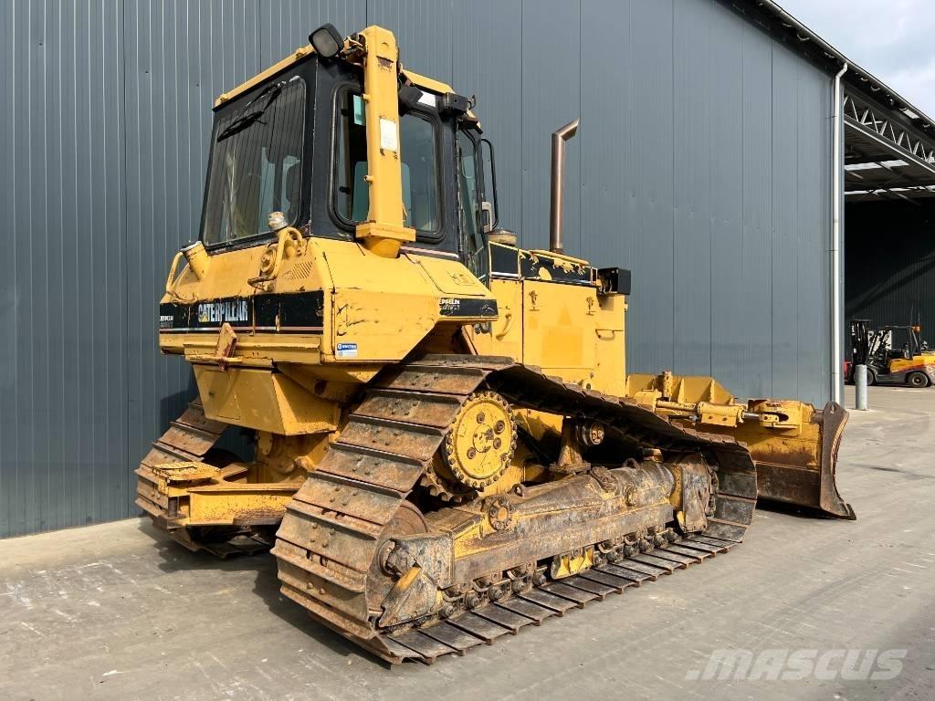 CAT D5M LGP Bulldozer