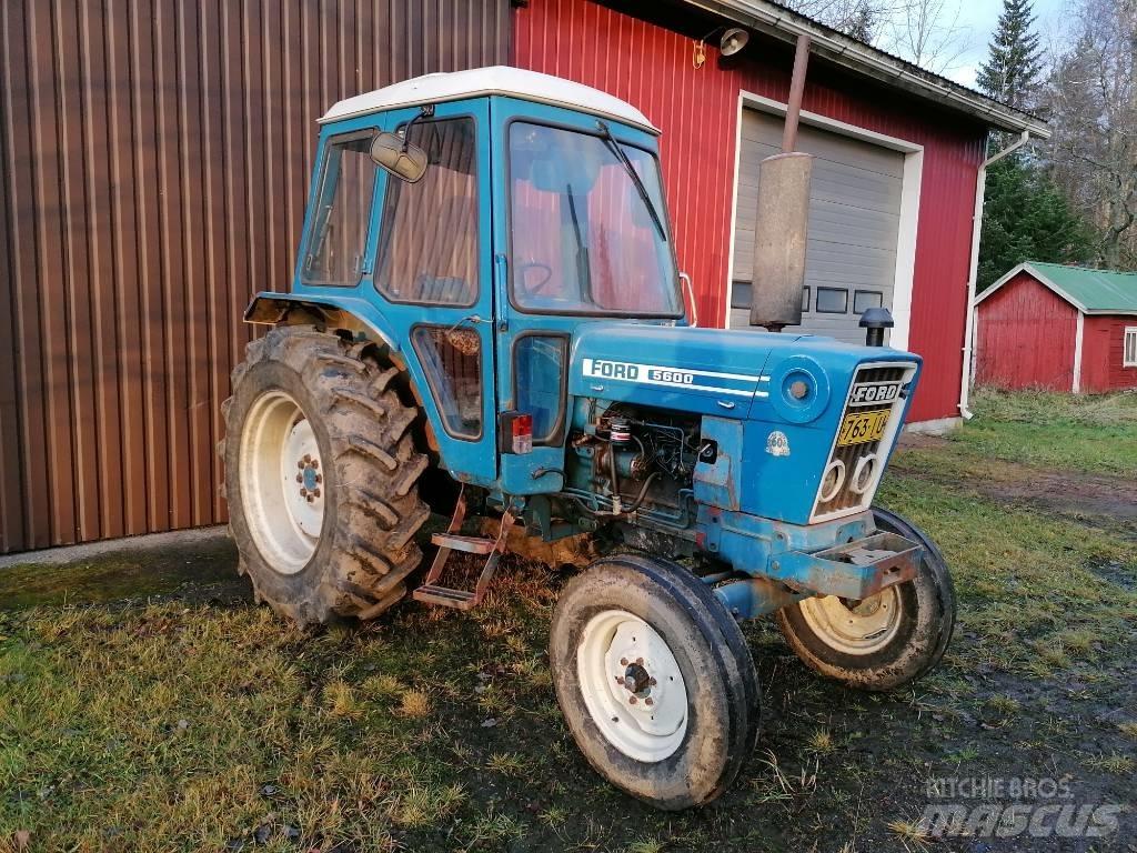 Ford 5600 Traktoren