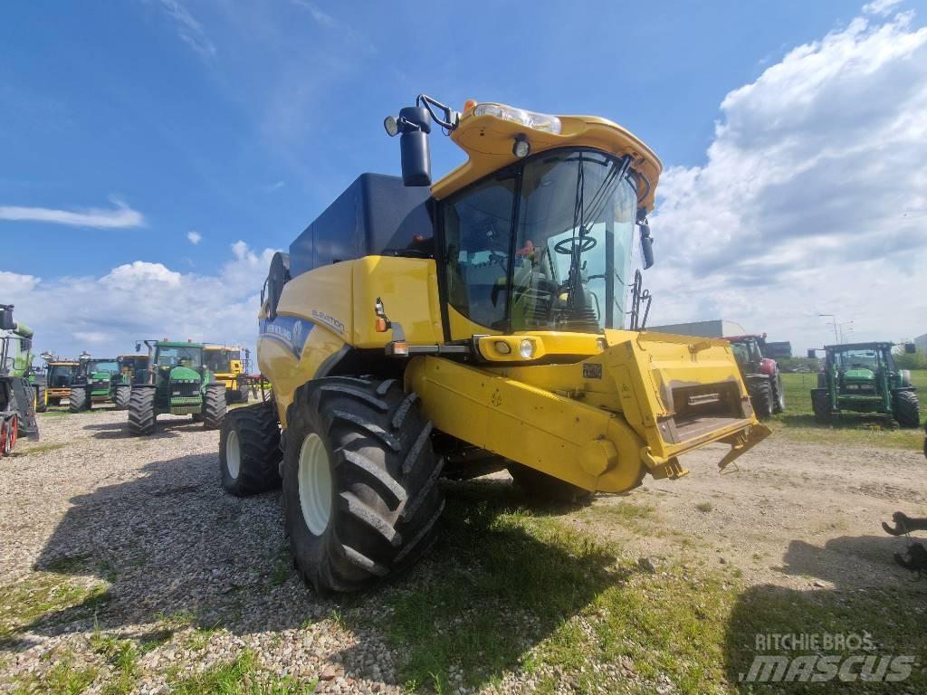 New Holland CX 8090 Mähdrescher