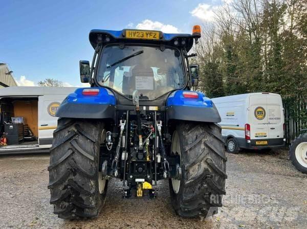 New Holland T6.155 Traktoren