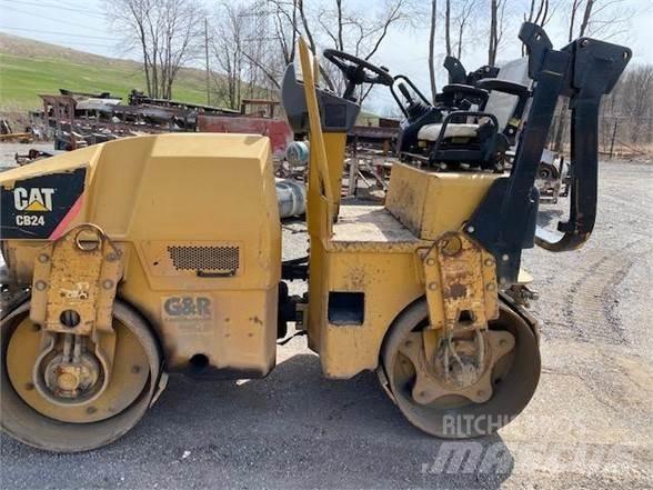 CAT CB24 Walzenzüge