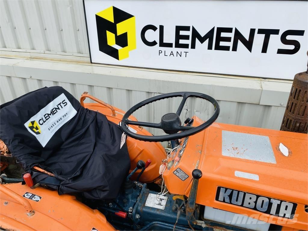 Kubota B7001 Sonstige Baumaschinen