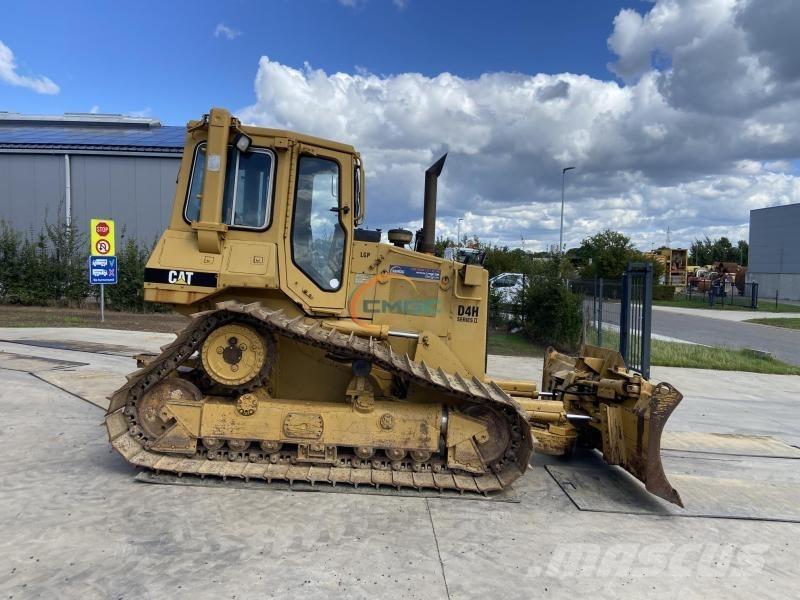 CAT D4H Bulldozer