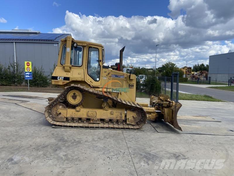 CAT D4H Bulldozer