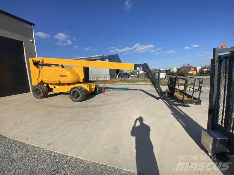 JLG 800AJ Gelenkteleskoparbeitsbühnen